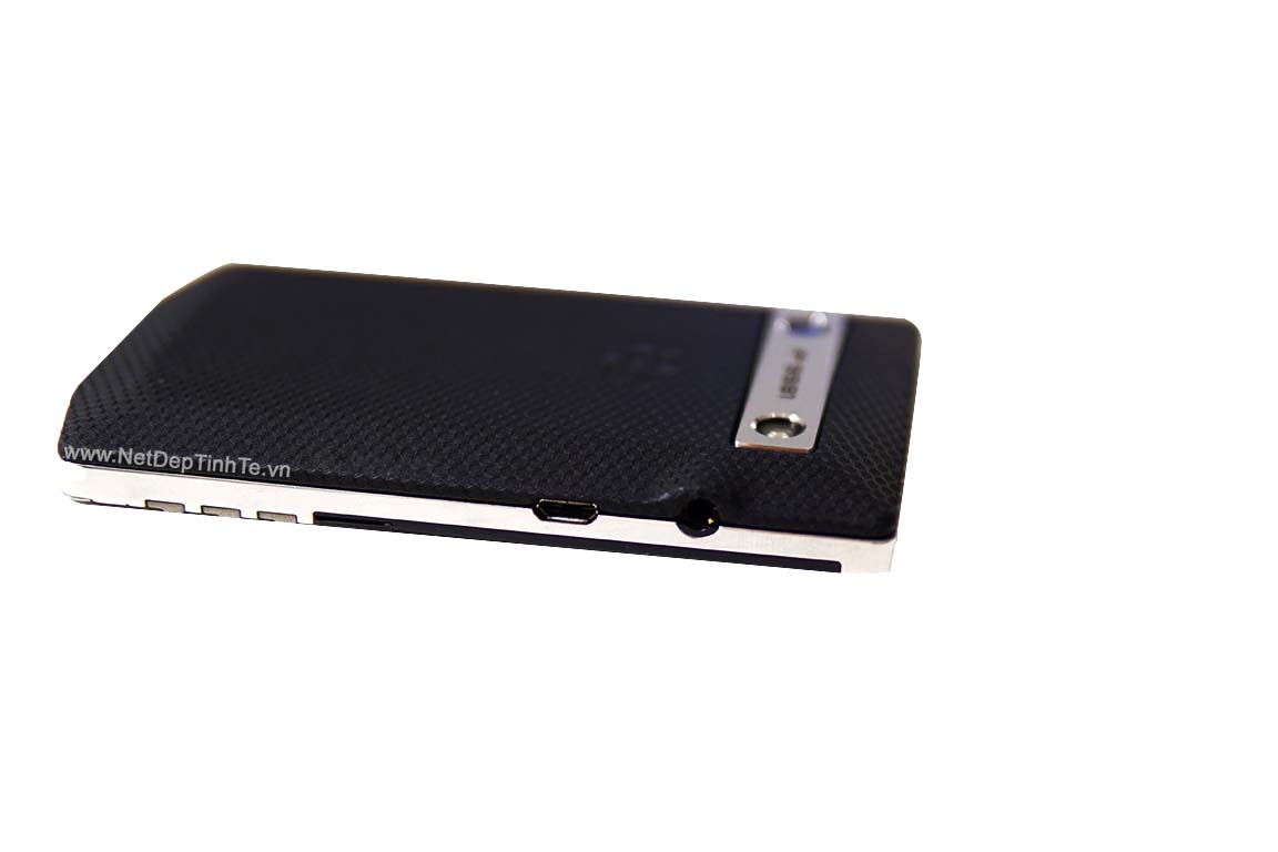 Skin-film-3M-dien-thoai-BlackBerry-9981-F2-200k (2) Skin film 3M điện thoại Blackberry Porsche Design P'9981