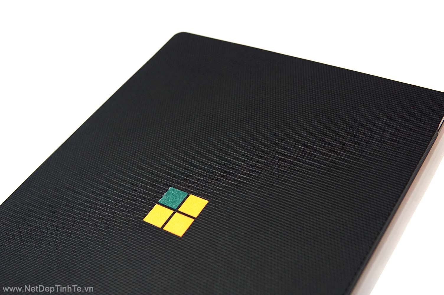 Skin-film-3M-Laptop-Surface-f2-500k (2) Skin film 3M Laptop Surface