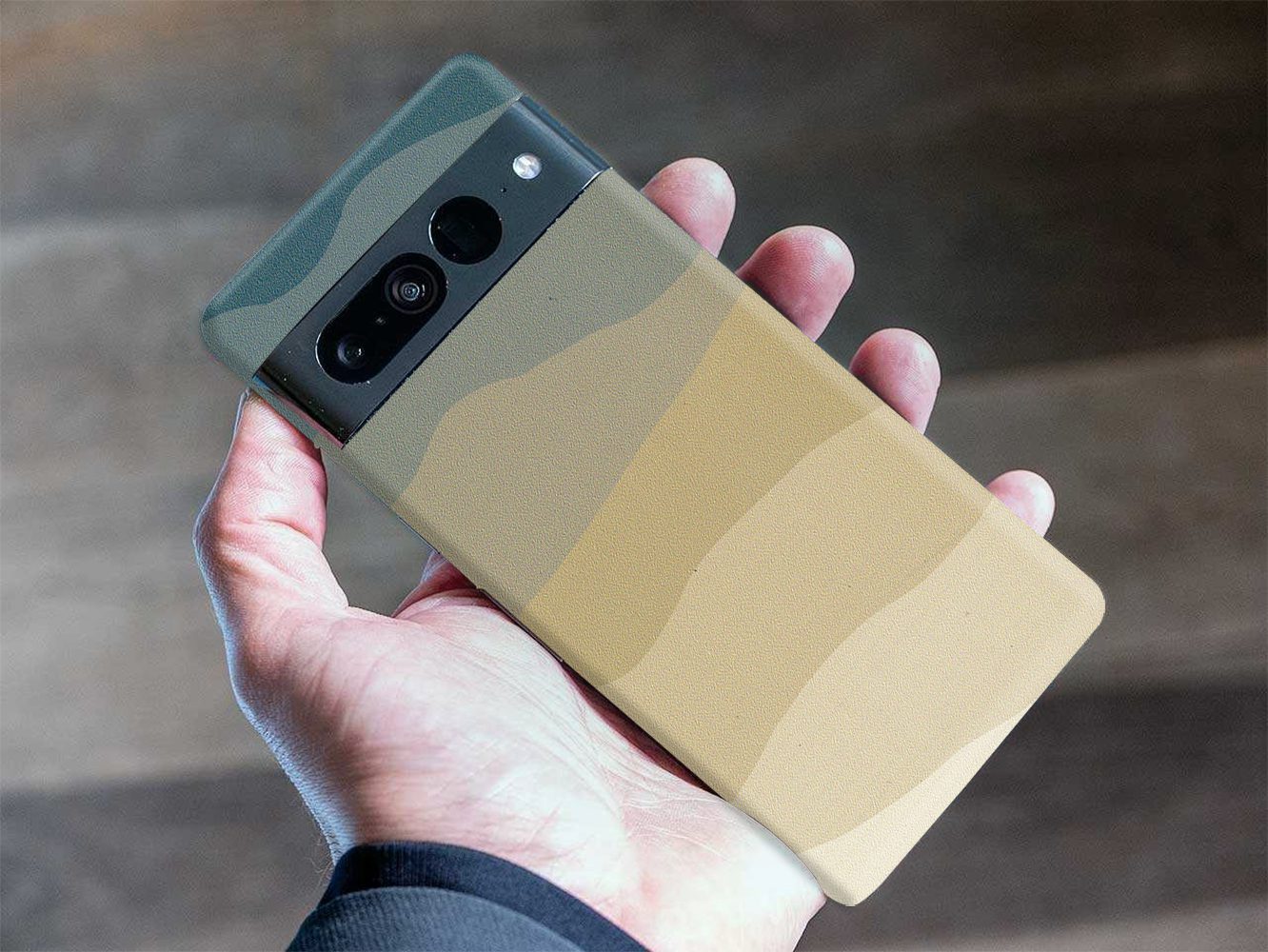 mieng-dan-skin-pixel-7-pro-F72