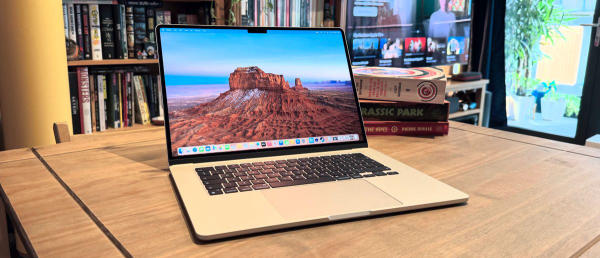 dán màn hình Macbook Air 15 inch