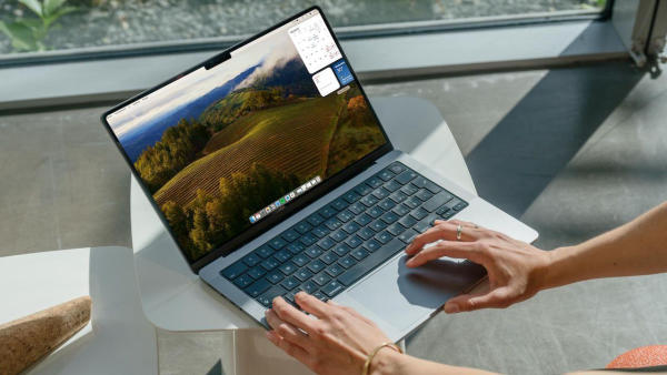 lựa chọn miếng dán màn hình MacBook