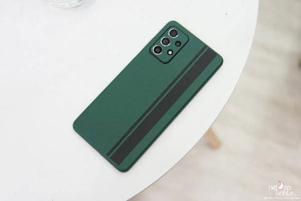 dán skin điện thoại theo yêu cầu