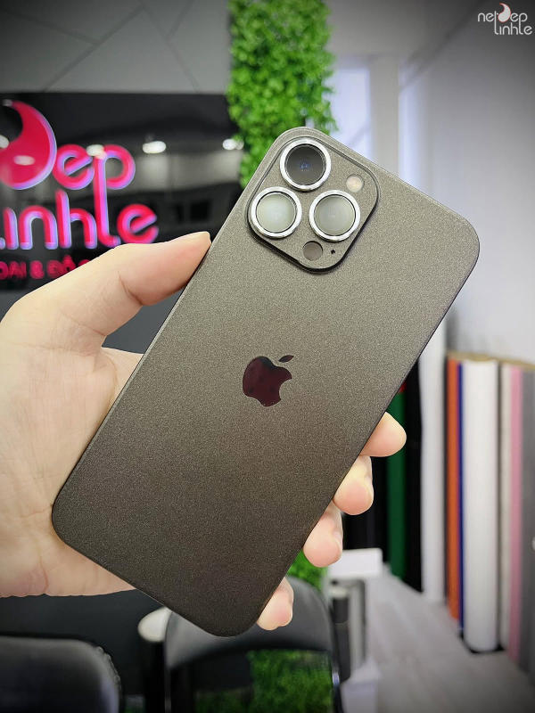 dán skin điện thoại iphone