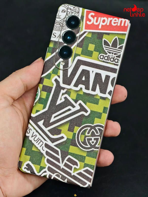Samsung Galaxy Z Fold 7 skin