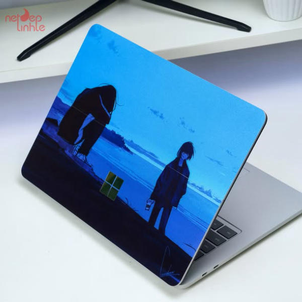 Mẫu skin laptop in hình Anime tông xanh trên nắp máy